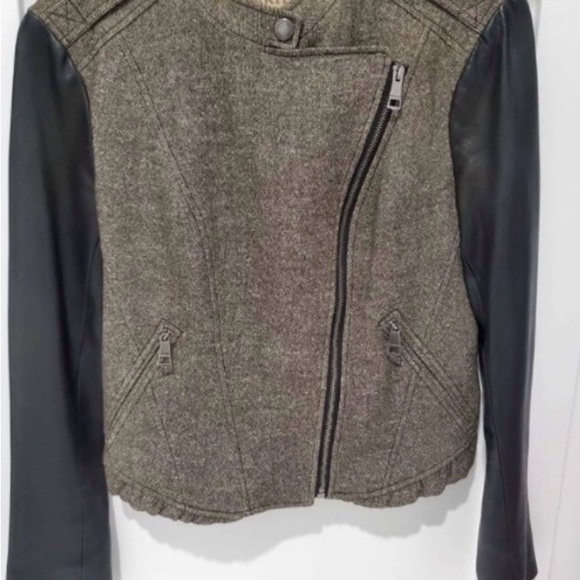 Burberry tweed and leather duo jacket - Picture 4 of 5